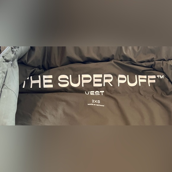 Aritzia TNA The Super Puff Vest 2XS Olive 700 Fill Down Removable Hood - Picture 5 of 10